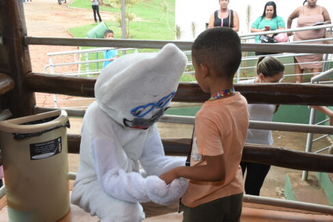 O Recinto Paulo de Lima Correa recebeu a 2ª edição do “Sabadão Solidário”, numa iniciativa do Fundo Social de Solidariedade e da prefeitura de Barretos