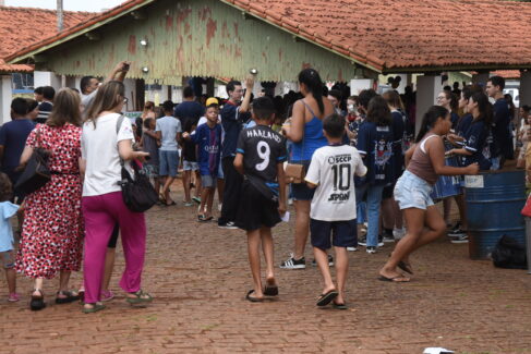 O Recinto Paulo de Lima Correa recebeu a 2ª edição do “Sabadão Solidário”, numa iniciativa do Fundo Social de Solidariedade e da prefeitura de Barretos