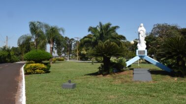 Rádios transmitem caminhada de Nossa Senhora Aparecida