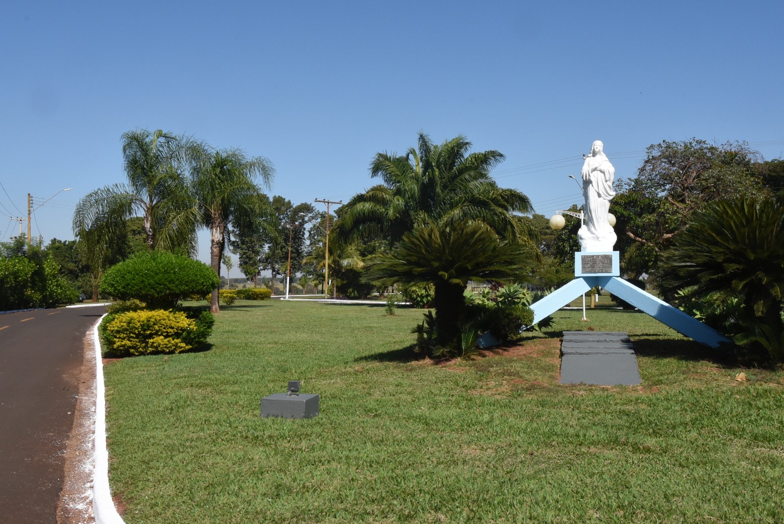 Rádios transmitem caminhada de Nossa Senhora Aparecida