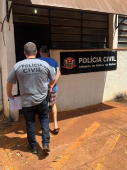 Homem é detido em flagrante pela DDM de Guaíra (Foto: O Diário de Barretos) Homem é detido em flagrante pela DDM de Guaíra (Foto: O Diário de Barretos)