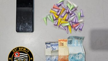 Jovem é detido por tráfico no Conjunto Newton Sopa (Foto: O Diário de Barretos)