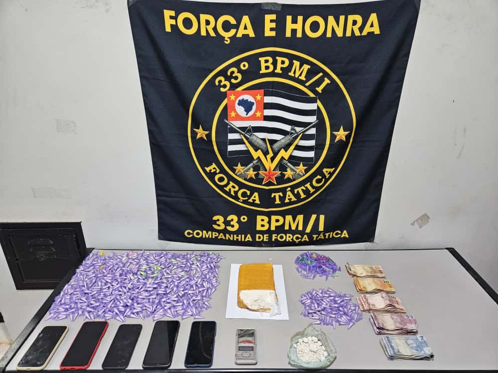Polícia Militar detém dois suspeitos e apreende 1,8kg  cocaína