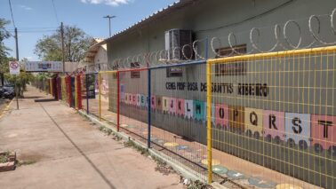 Ladrões furtam fiação elétrica de escola municipal (Foto: O Diário de Barretos)