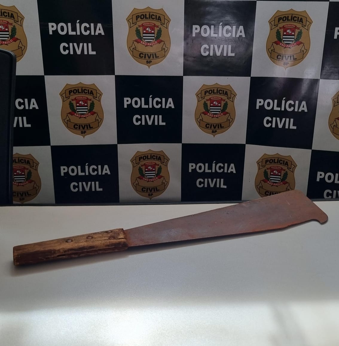Polícia cumpre mandado de busca e apreensão domiciliar em Guaíra