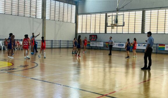 As meninas de Barretos do Colégio FEB/APAB Barretos venceram mais uma partida válida pelo JEBs - Jogos Escolas Brasileiros 2025