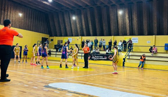 O basquete barretense continua dando show dentro e fora das quadras. Na noite desta quinta-feira (30), jogando em São Bernardo do Campo, no ginásio Baetinha