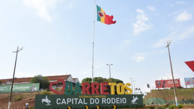 Município busca gerar ambiente favorável para expansão de empresas Município busca gerar ambiente favorável para expansão de empresas
