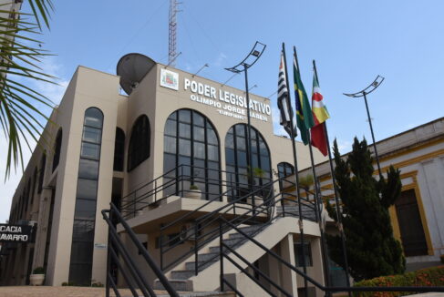 Sessão solene ocorrerá no na sede do Legislativo barretense