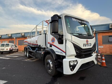 Caminhão-pipa será usado em apoio às ações da Defesa Civil (Foto: Divulgação)