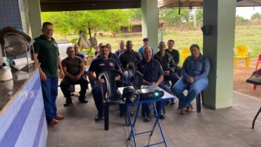 Um grupo de 12 integrantes da Coordenadoria Municipal de Proteção e Defesa Civil de Barretos participou de um treinamento, entre os dias 13 a 15, voltado à manutenção e operação de motosserra.