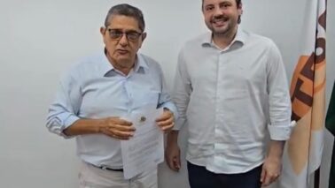 Vereador Luiz Anastácio “Paçoca” com Lucas França Bressanin, do Itesp