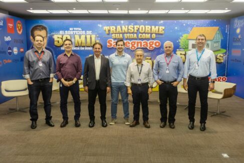 Diretoria do Savegnago Supermercados lançou a campanha de Final de Ano 2025 com mais de R$ 5 milhões em prêmios (Foto: Divulgação) Diretoria do Savegnago Supermercados lançou a campanha de Final de Ano 2025 com mais de R$ 5 milhões em prêmios (Foto: Divulgação)