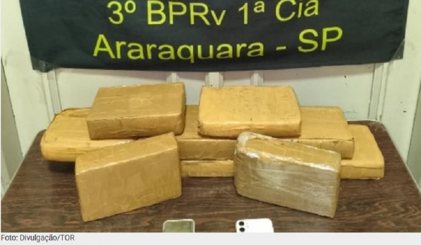 Assistente de vendas é preso transportando mais de 10kg de maconha