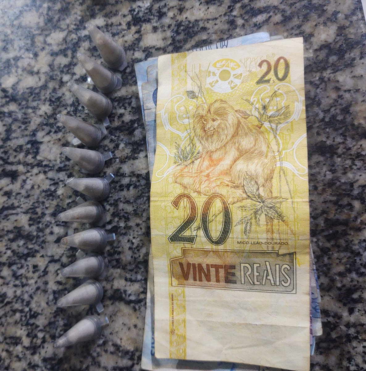 Adolescente é apreendido pela prática de tráfico de entorpecente