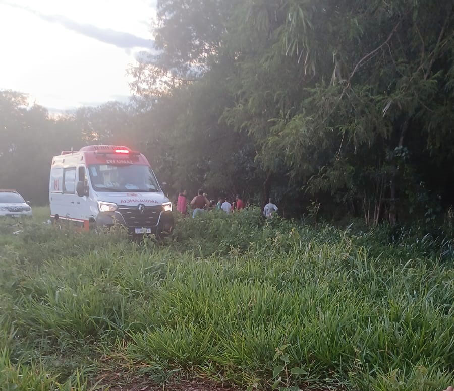 Homem é encontrado morto em área de mata