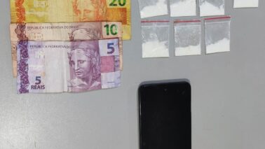 Polícia Militar surpreende suspeito durante venda de cocaína (Foto: O Diário de Barretos)