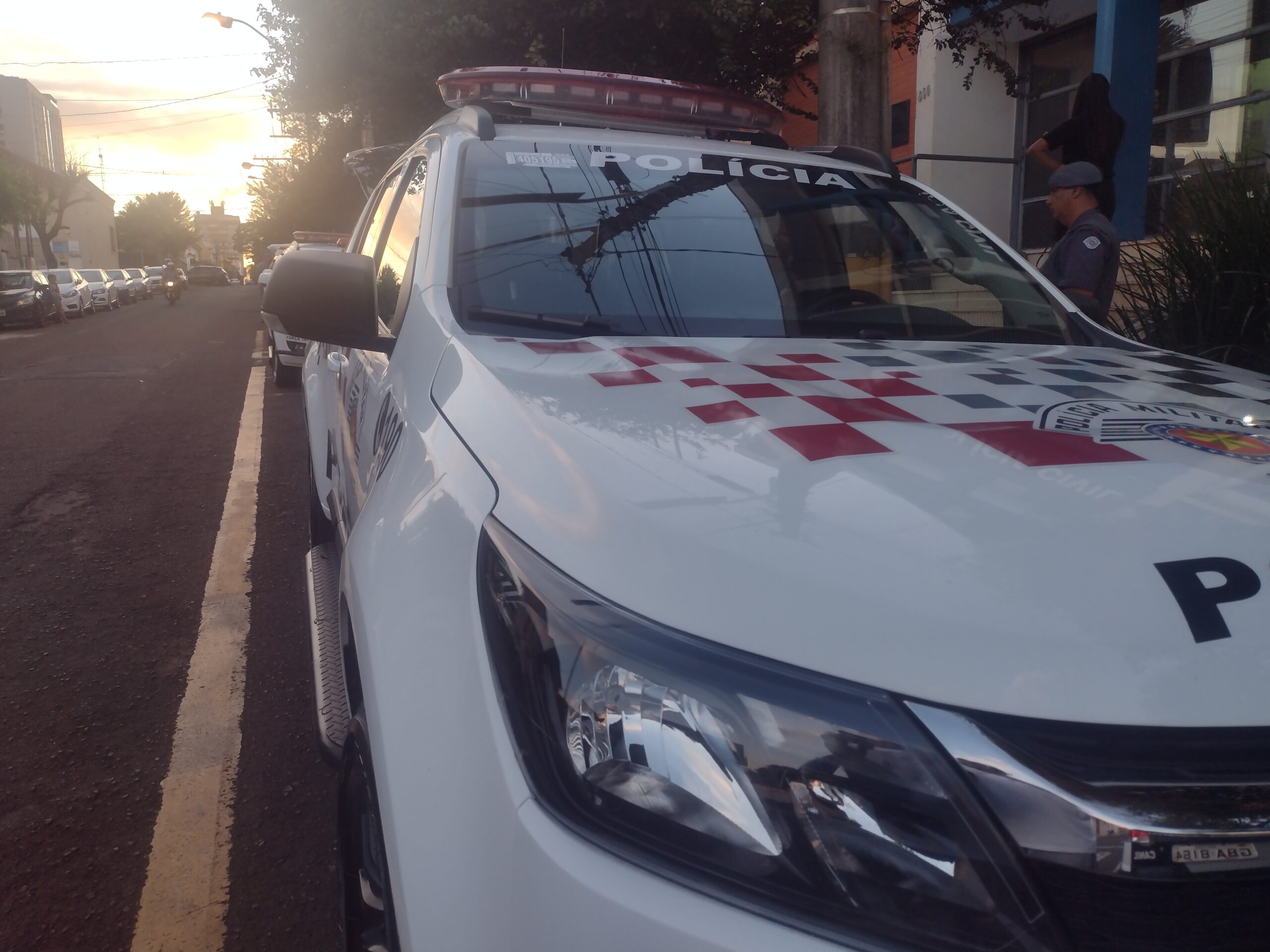 Polícia Militar prende autor por tráfico de drogas em Colina