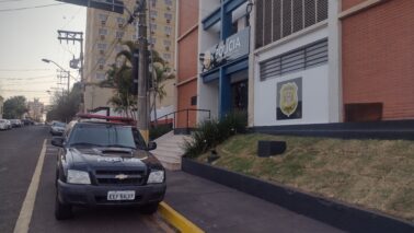 Recicladora tem apartamento invadido no Conjunto Newton Sopa (Foto: O Diário de Barretos)