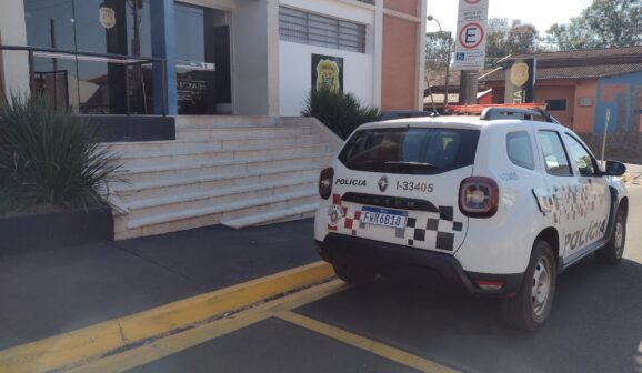 A Polícia Civil registrou uma ocorrência de furto no Plantão Policial, tendo como vítima um servente de 27 anos.