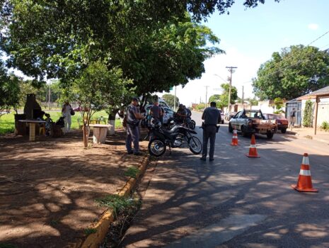 Policiais durante operação preventiva para combate a crimes
