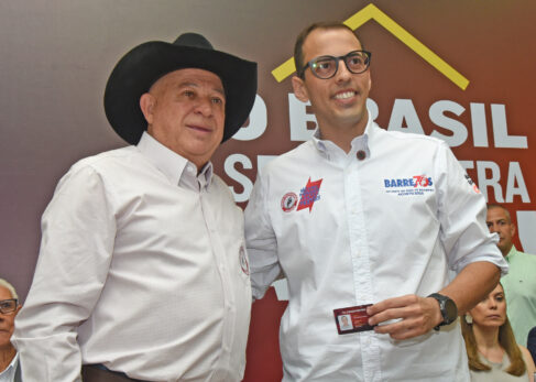 A Associação Os Independentes empossou sua nova diretoria e conselhos para a gestão 2025/2026