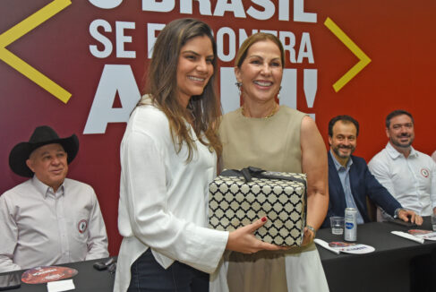 A Associação Os Independentes empossou sua nova diretoria e conselhos para a gestão 2025/2026