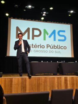 Delegado de Barretos ministra palestra em simpósio do Ministério Público no Mato Grosso do Sul (Foto: O Diário de Barretos)