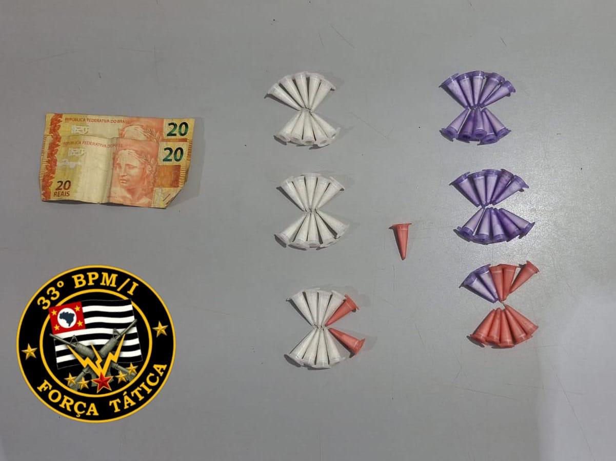 Jovem é detido pela PM por tráfico no bairro Jardim Universitário