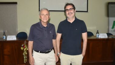 Entidades do comércio lançam campanha de natal com carro de prêmio 