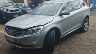 Veículo possivelmente dublê é apreendido pela GCM em Bebedouro (Foto: O Diário de Barretos)