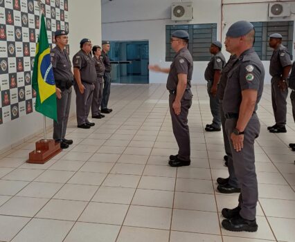 PM realiza ato cívico pelo Dia da Bandeira