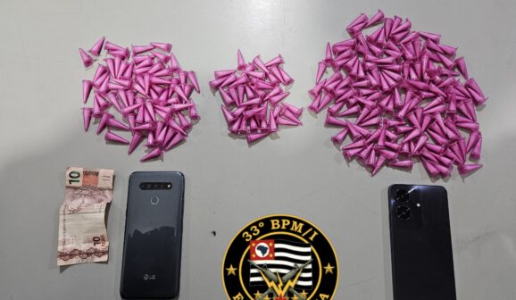 Três adolescentes são surpreendidos com cocaína para venda (Foto: O Diário de Barretos)