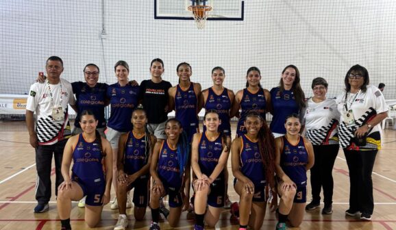 Time barretense é treinado por Cynthia Almeida e tem a supervisão da presidente do Instituto APAB Thais Soares da Silva (Foto: Divulgação)