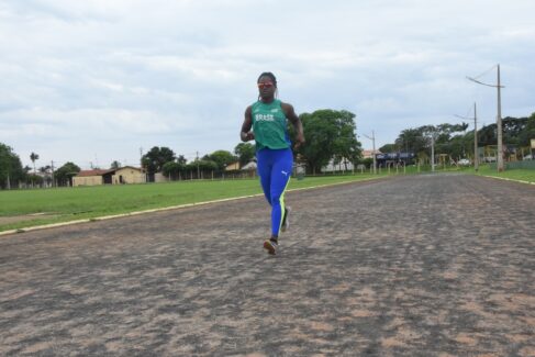 Barretense conquista três ouros no Sul-Americano e volta maior do que sonhou