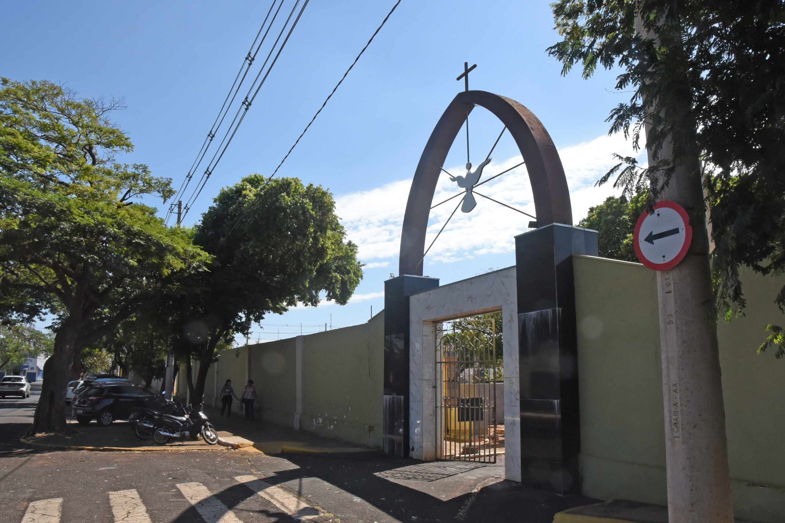 Polícia Civil registra caso de violação de sepultura no Cemitério Municipal