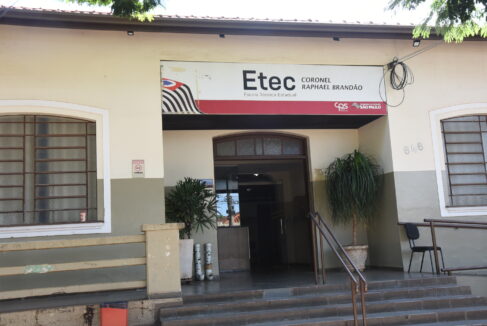 Etec Raphael Brandão é unidade conveniada ao Centro Paula Souza em Barretos