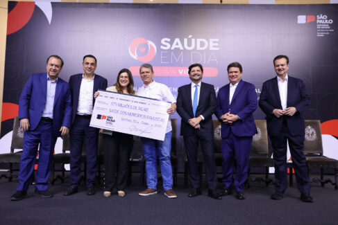 Anúncio de recursos para a saúde ocorreu com a presença do governador Tarcísio de Freitas (Foto: Divulgação)