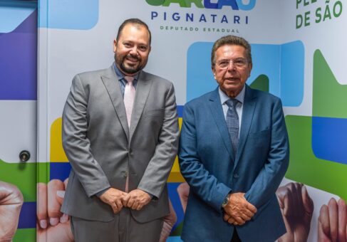 Vereador Itamar e o deputado Carlão em encontro da Alesp, na capital (Foto: Divulgação)