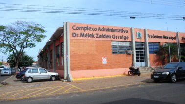 Interessados devem comparecer na antiga prefeitura, na rua 30 com documentos