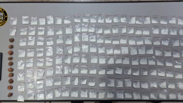 Casal é preso por tráfico de entorpecente no bairro Santa Cecília (Foto: O Diário de Barretos) Casal é preso por tráfico de entorpecente no bairro Santa Cecília (Foto: O Diário de Barretos)