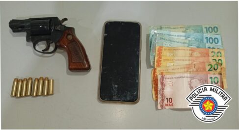 Polícia Militar detém autônomo e apreende arma de fogo no bairro Santa Isabel (Foto: O Diário de Barretos)