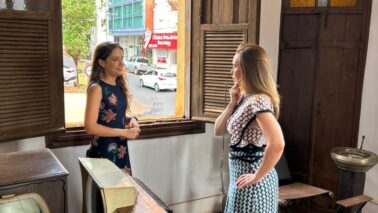 Juíza Fernanda Vazquez e historiadora Karla Armani no Museu Juíza Fernanda Vazquez e historiadora Karla Armani no Museu