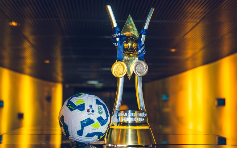 Cruzeiro e Corinthians abrem hoje as semifinais da Copa do Brasil