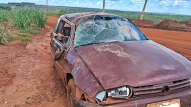 Capotamento deixa dois feridos na área rural de Colômbia (Foto: O Diário de Barretos)