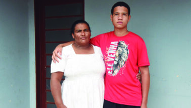 Após vencer leucemia, estudante pede apoio para realizar sonho do videogame