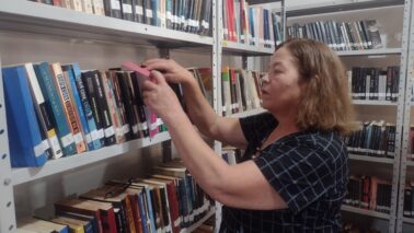 Biblioteca Municipal possui um acervo de cerca de 50 mil livros (Foto: O Diário de Barretos)