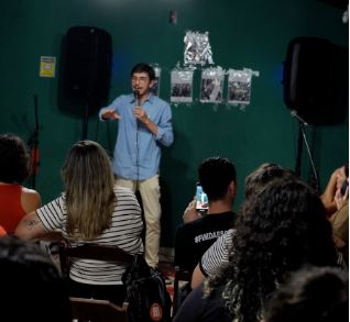 A integrante do PSOL de Barretos, Maria Elisa Aquino, informou que o lançamento da Frente Ampla realizada no último sábado (6), no Bar do Taverna