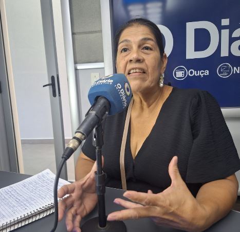 Voluntária de ONG divulga visita do Castra + São Paulo