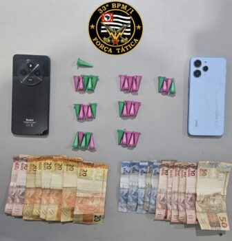 Suspeitos são detidos pela PM por venda de droga no bairro Dom Bosco (Foto: O Diário de Barretos)